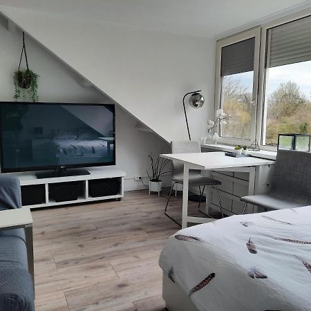 Studio 76 Groningen Met Gratis Leenfietsen Hotell Exteriör bild